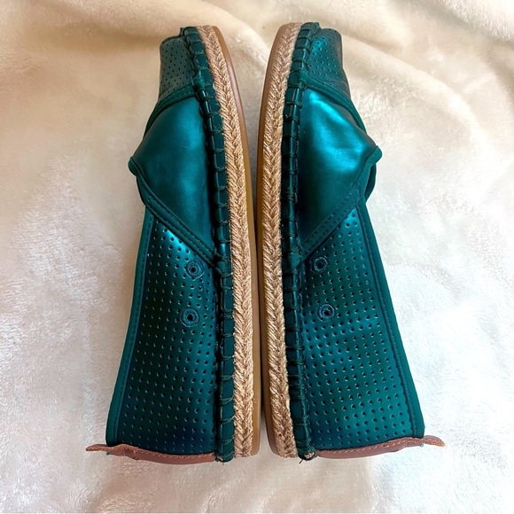 TOMS Petra Emerald Matte Iridescent Espedrille Slip On Water Shoes Sz 6.5 - Picture 10 of 12